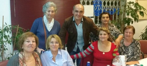 El concejal de Servivios Sociales Castañadas en el Centro de Mayores Las Angustias