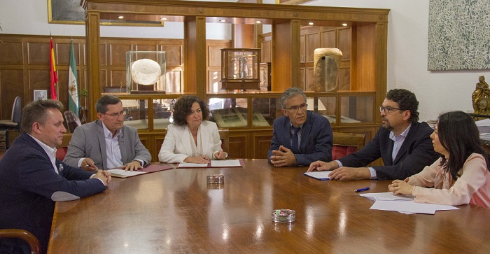 El PPT de Granada y la UGR colaborarán en acciones formativas conjuntas