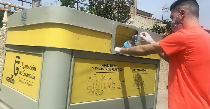 La provincia de Granada registra un aumento del reciclaje de plásticos y cartón durante el estado de alarma